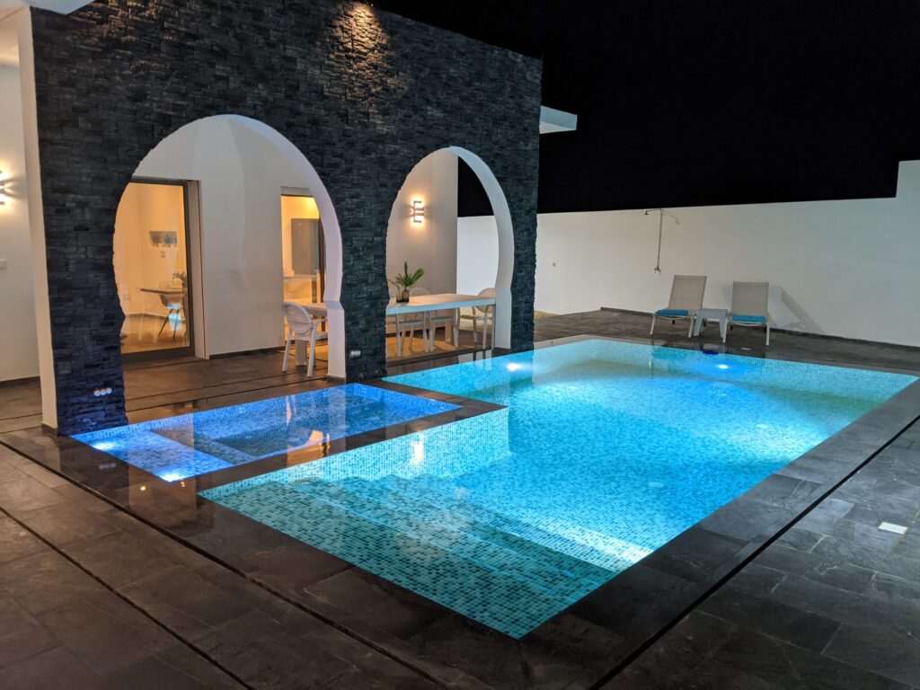 Private pool with no overlooking — Villa Diamant, Ethic Village Djerba