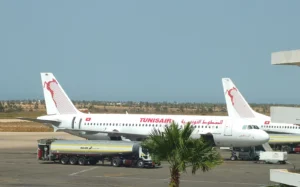 Tunisair Airbus A320 TS-IMN à l'aéroport de Djerba — itinéraire Oran-Tunis-Djerba