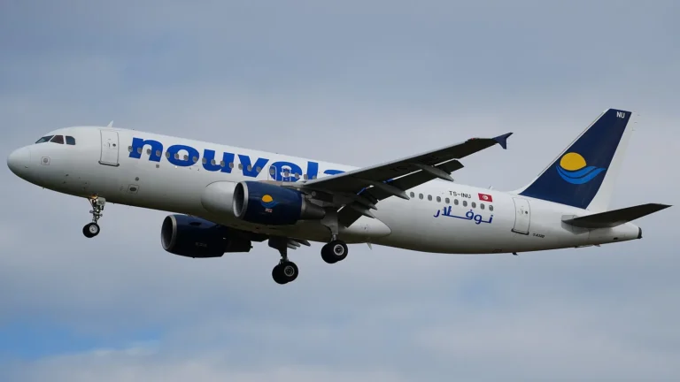 Nouvelair Tunisie Airbus A320-214 TS-INU — vol direct Rabat-Tunis vers Djerba
